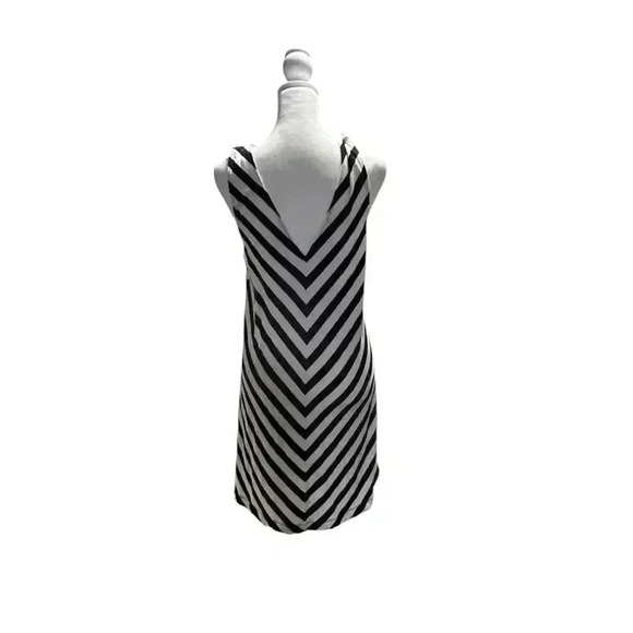 Ann Taylor‎ Loft Navy White Size Small Chevron Dress - Picture 2 of 4